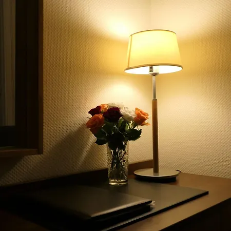 Victoria Hotel 3*